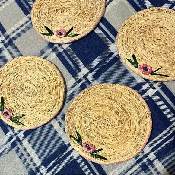 vintage woven straw coasters and placemats set - Picture 4 of 9